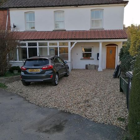 Ferienwohnung Riverside Chepstow Exterior foto