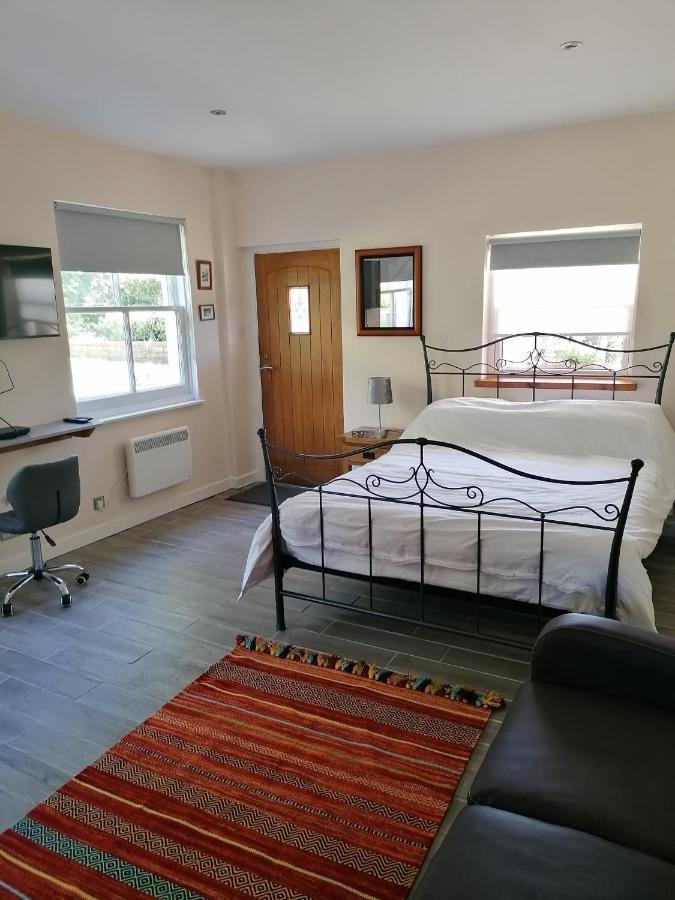 Ferienwohnung Riverside Chepstow Exterior foto